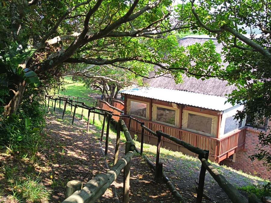 2 Bedroom Property for Sale in Hickmans River Eastern Cape